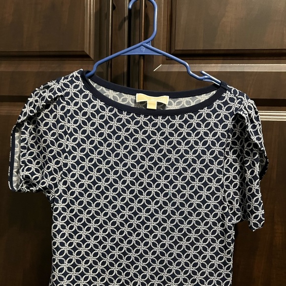 Women dresses - Picture 2 of 3